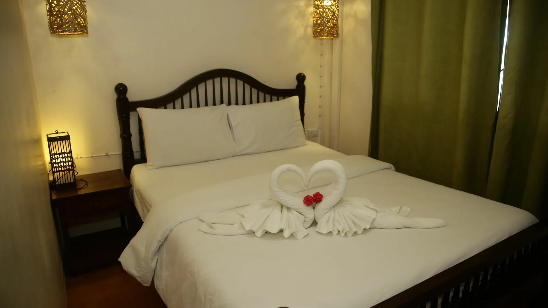 J.T. House Hotel Phi Phi 2*,  Thailand